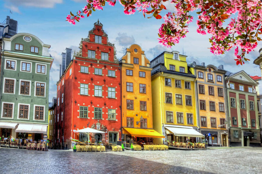 New train will connect these two European countries for the first time in decades