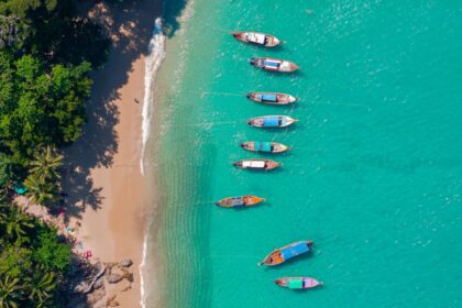 7 Wildly Popular Destinations Travel Experts Say You Should Skip This Summer