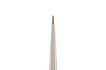 Can a gel liner brush make detailed line work easier for beginners?