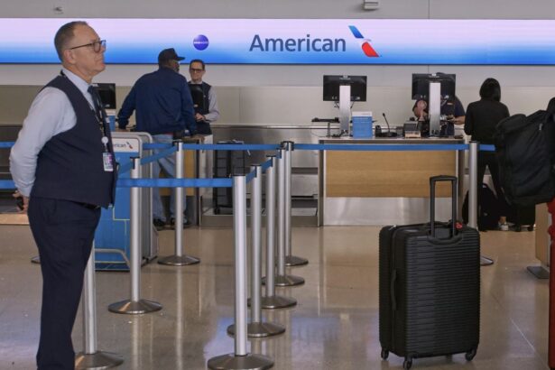 These two American airlines will have no bag sizers at Gates in 2026