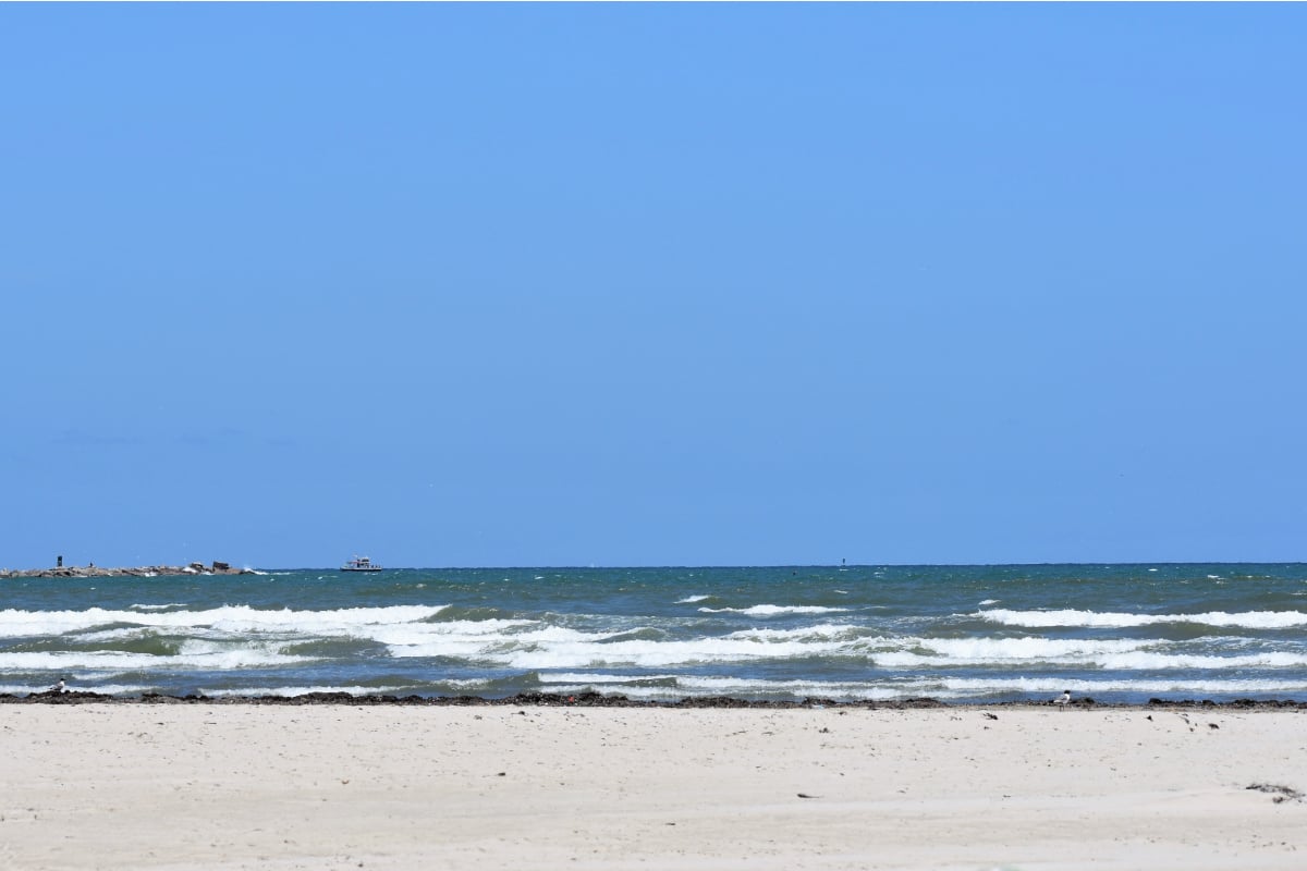 4 Gulf Coast destinations locals are trying to keep secret this summer