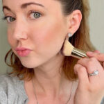 How to Contour Your Face: Bronzer Placement for a Sculpted Look