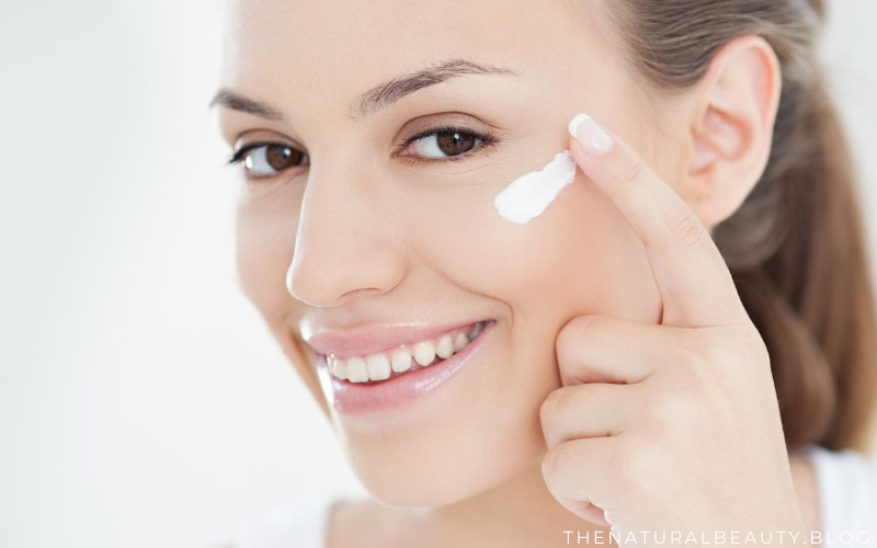 The 10 Best Natural and Organic Hydrating Face Creams 2026
