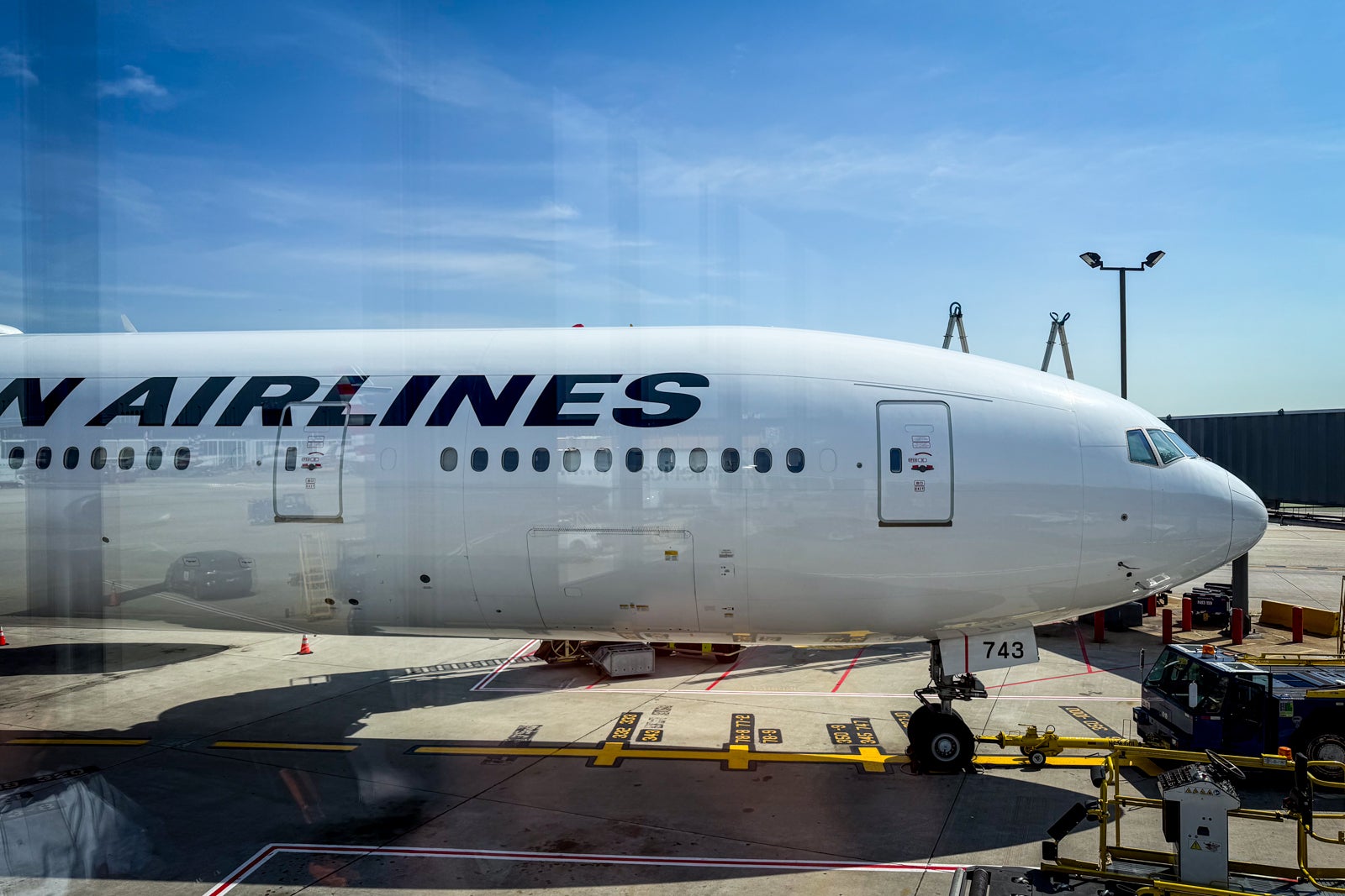 Don’t miss out on your final opportunity for a special discount: Discover award flights with Roame.travel