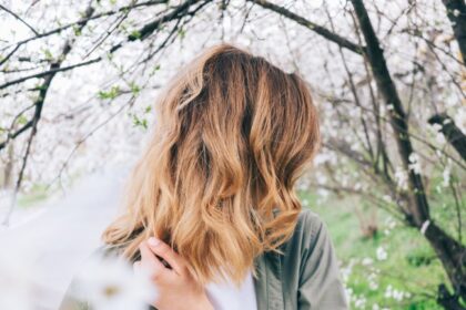 Discover the Ultimate Texturizing Spray for Fine Hair with Style Edit