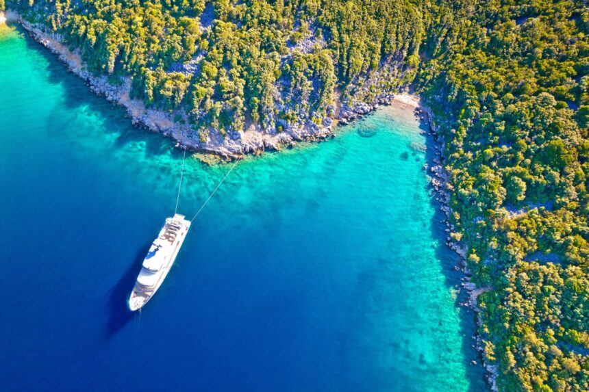 This unknown island is the “Maldives” of Croatia