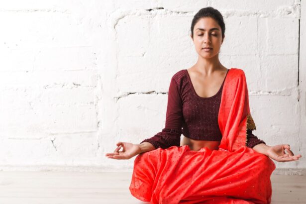 Discover the Power of 6 Yoga Mudras to Shed Pounds  
Transform Your Weight Loss Journey with These Effective Techniques