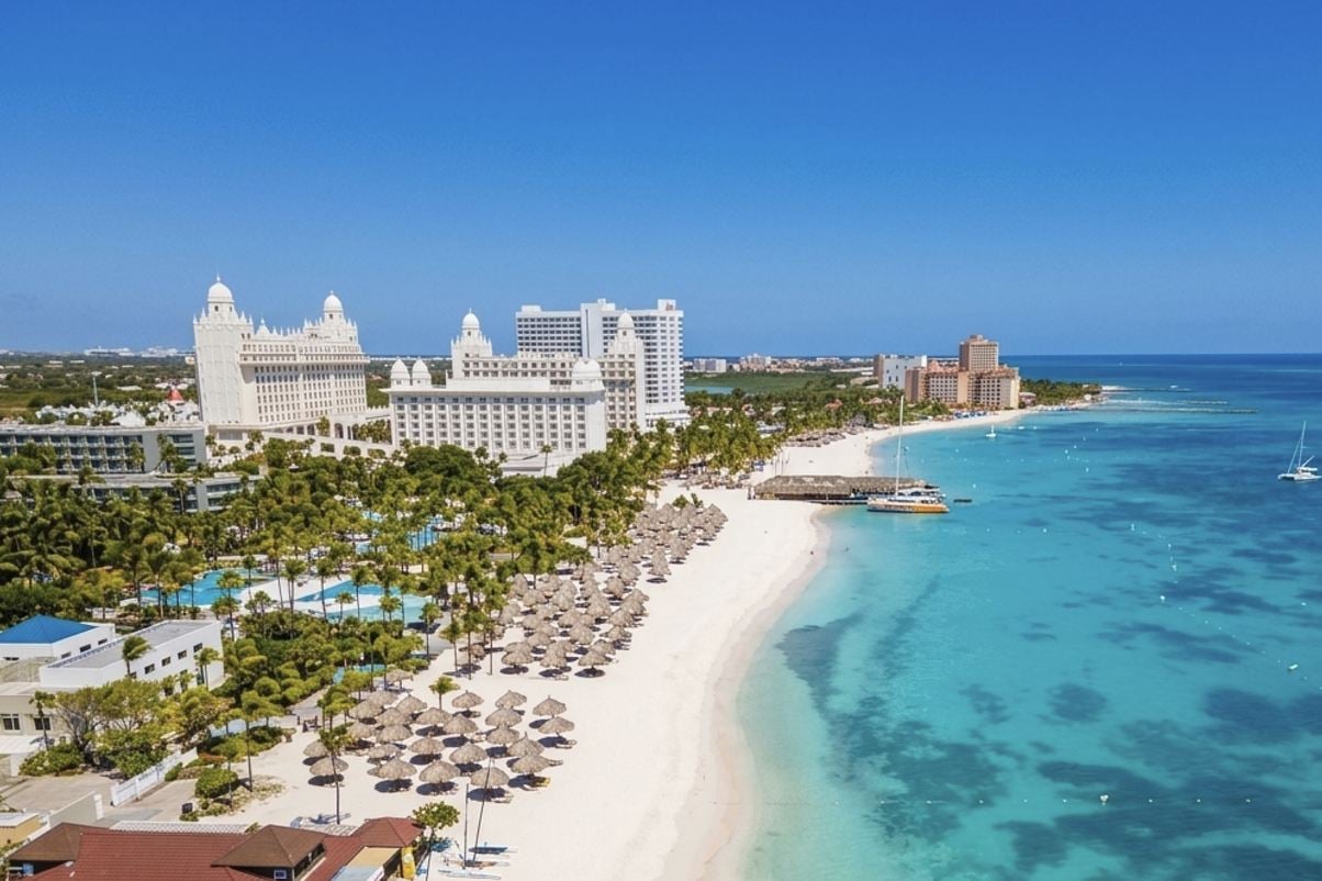 Discover the Top 10 Safest Tourist Destinations This Autumn as Voted by 14,000 Americans