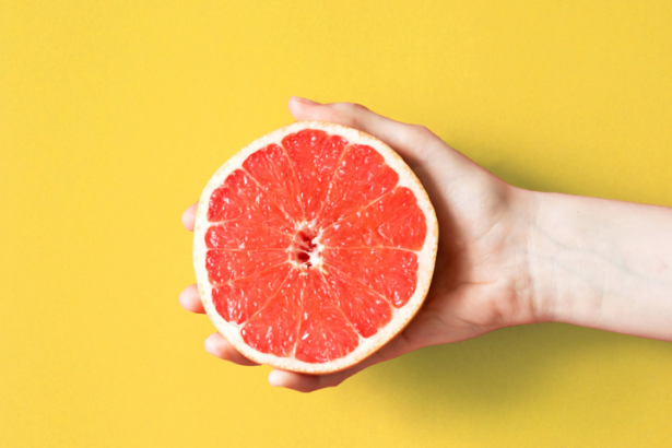Exploring the Grapefruit Diet: Is It Effective for Shedding Pounds?