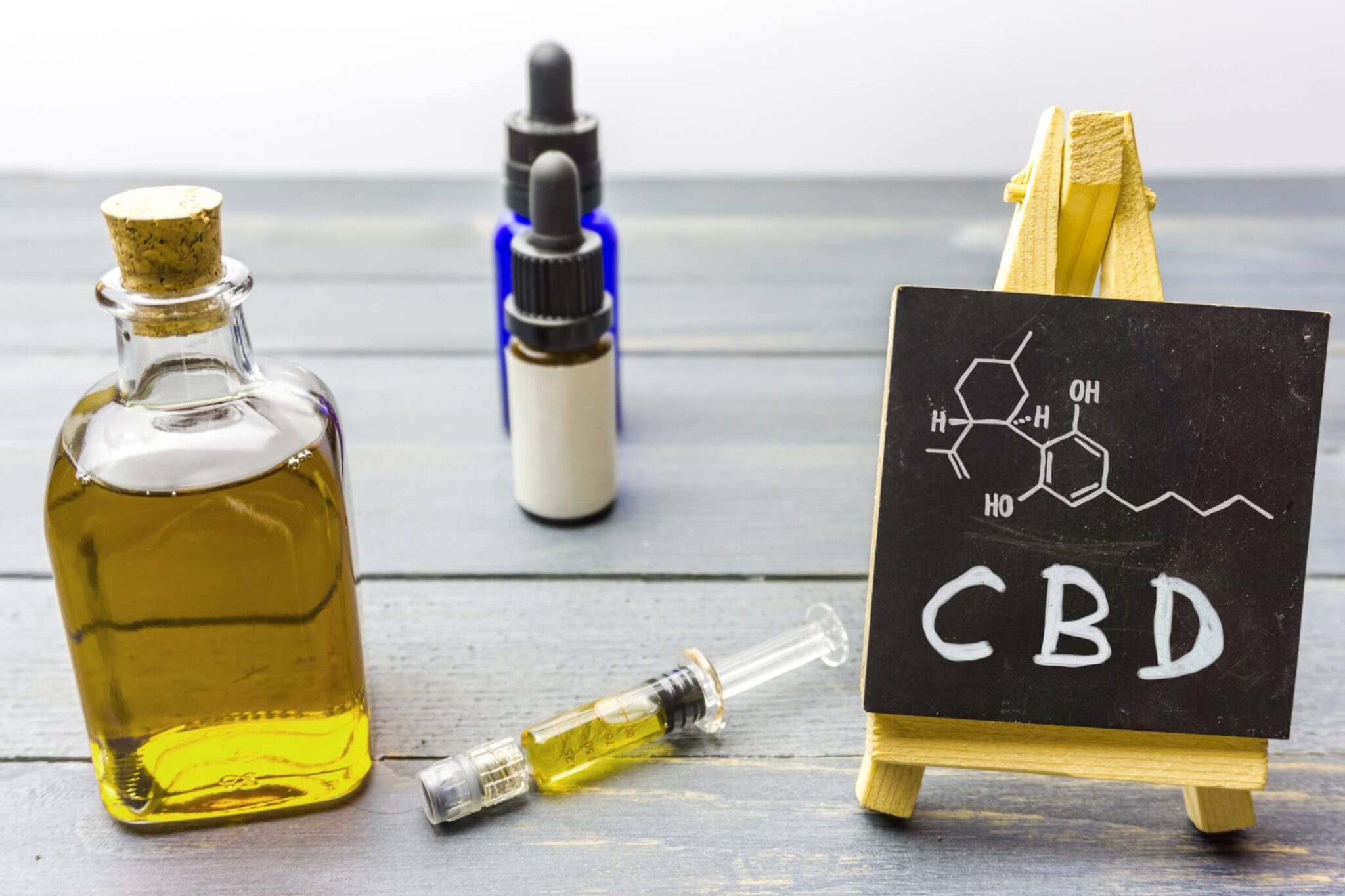 I Tested CBD Oil for a Month: My Experience and Feelings